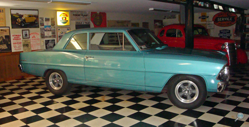 1967 Chevrolet II "100" 2-Door Sedan, restored vintage Chevy show car